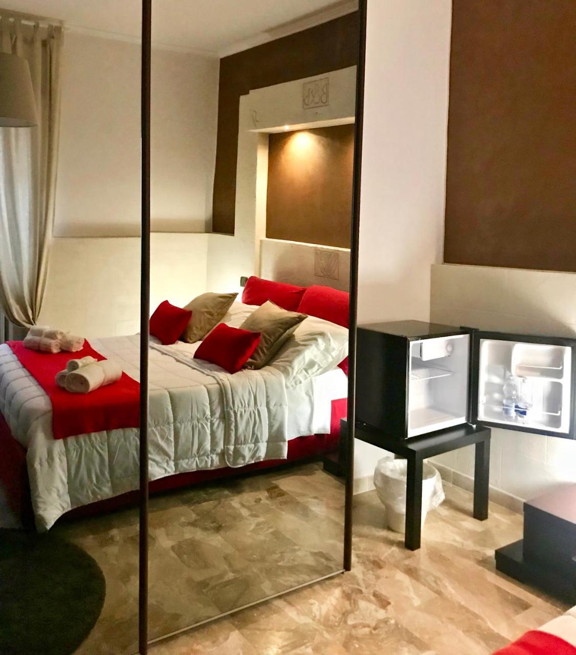 B&B Mo•Si Massa d'Albe Eksteriør billede