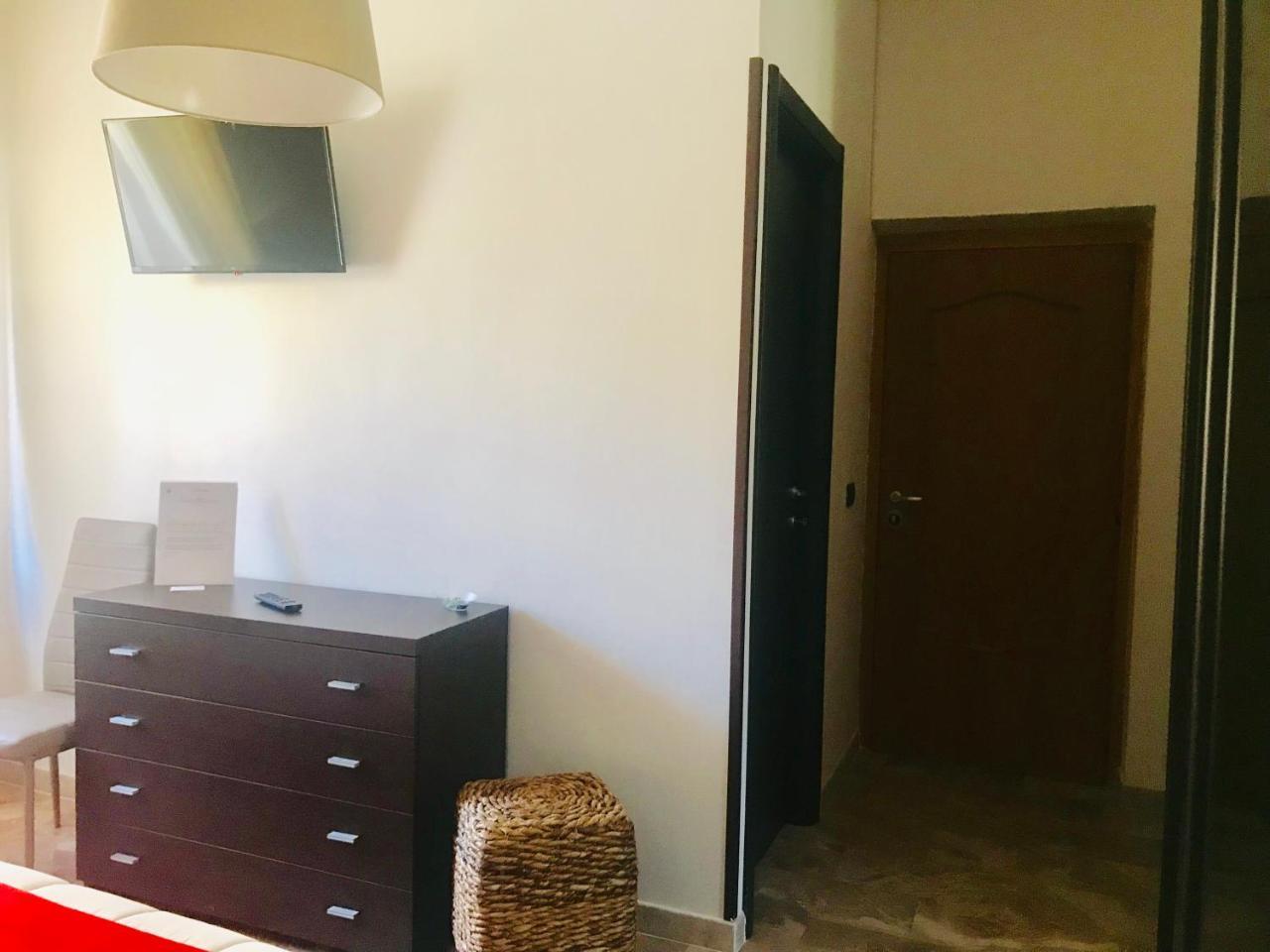 B&B Mo•Si Massa d'Albe Eksteriør billede